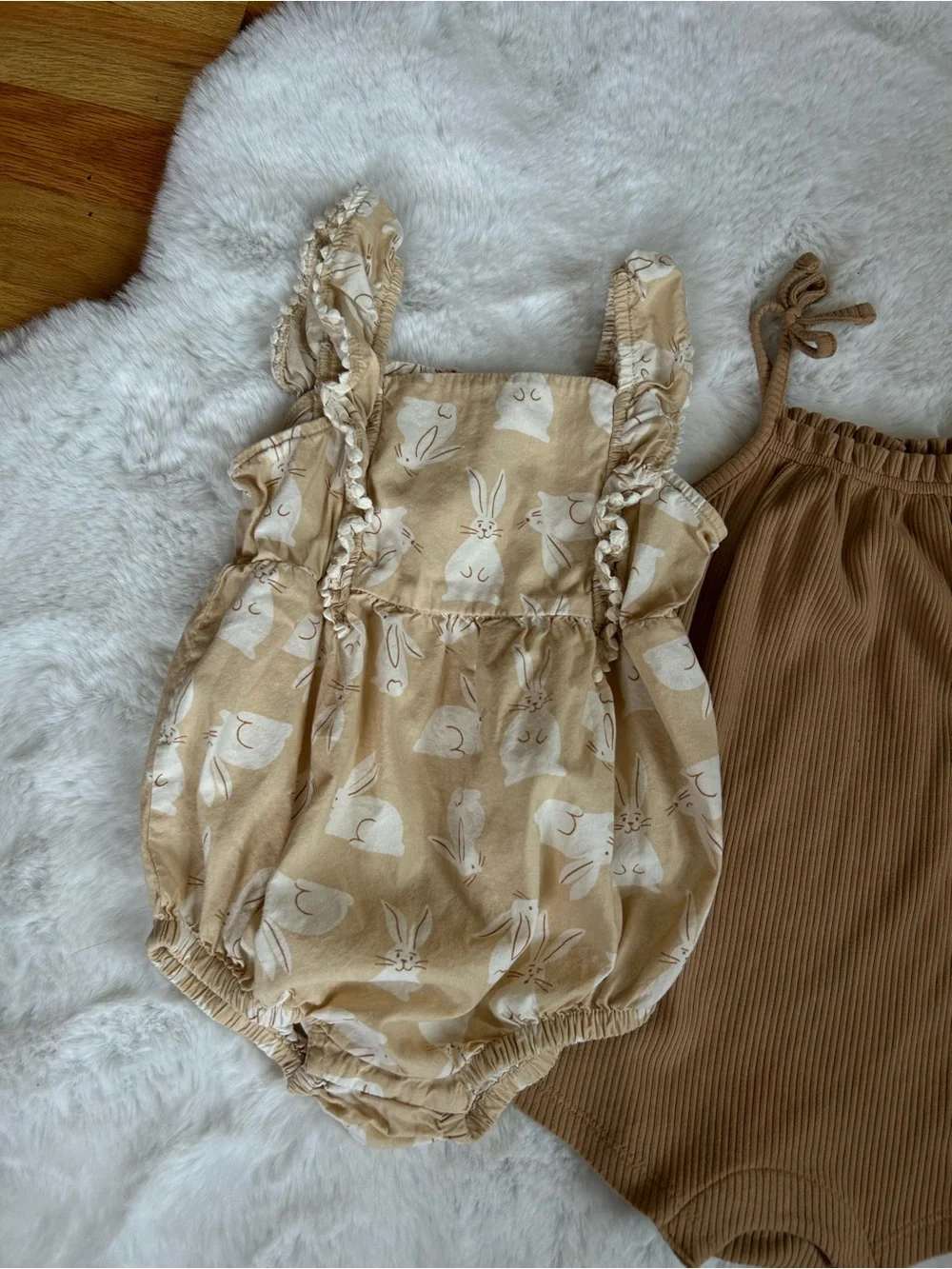 Old Navy Tan Bunny-Print & Ribbed Brown Romper Set 18-24 MOS